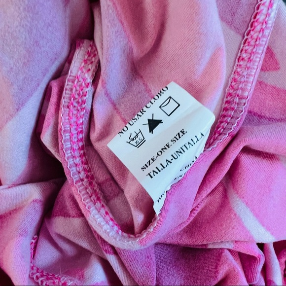 Fashion Nova Pink Basic Camouflage Leggings - Picture 6 of 7